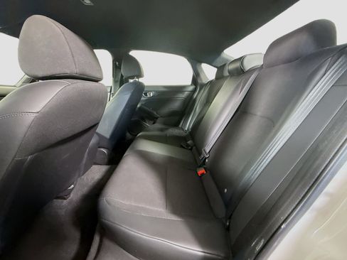 Used 2023 Honda Civic Sport image 25