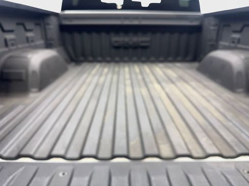 Used 2025 GMC Sierra 1500 AT4 image 81