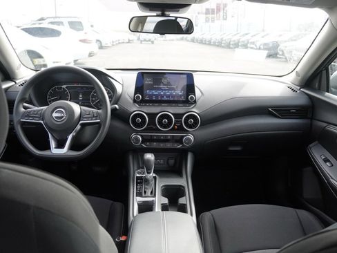 Certified 2025 Nissan Sentra SV image 19