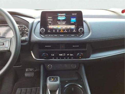 Certified 2023 Nissan Rogue SV image 13