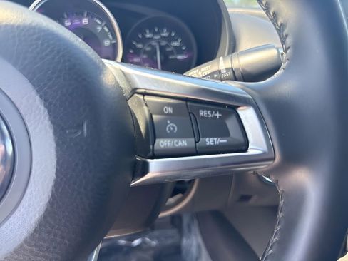 Used 2018 FIAT 124 Spider Classica w/ Technology & Siriusxm Group RWD image 14