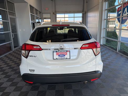 Used 2022 Honda HR-V EX image 5