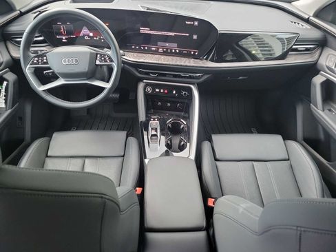 Certified 2025 Audi Q5 Premium Plus w/ Premium Plus AWD/4WD image 13