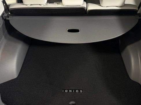 Used 2022 Hyundai Ioniq 5 Limited w/ Cargo Package image 27