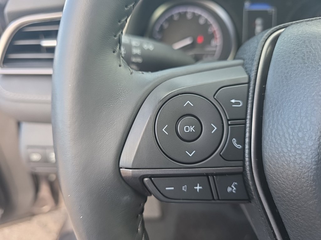 Used 2024 Toyota Camry SE FWD image 16