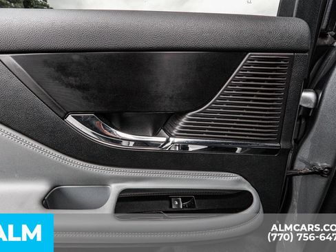 Used 2022 Lincoln Corsair AWD w/ Equipment Group 101A image 58