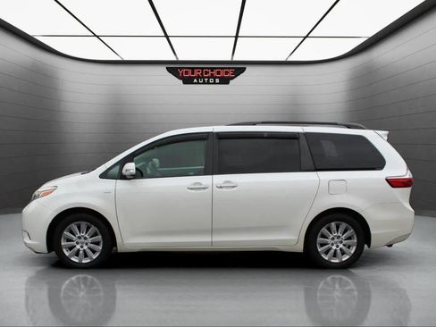 Used 2016 Toyota Sienna Limited Premium image 2