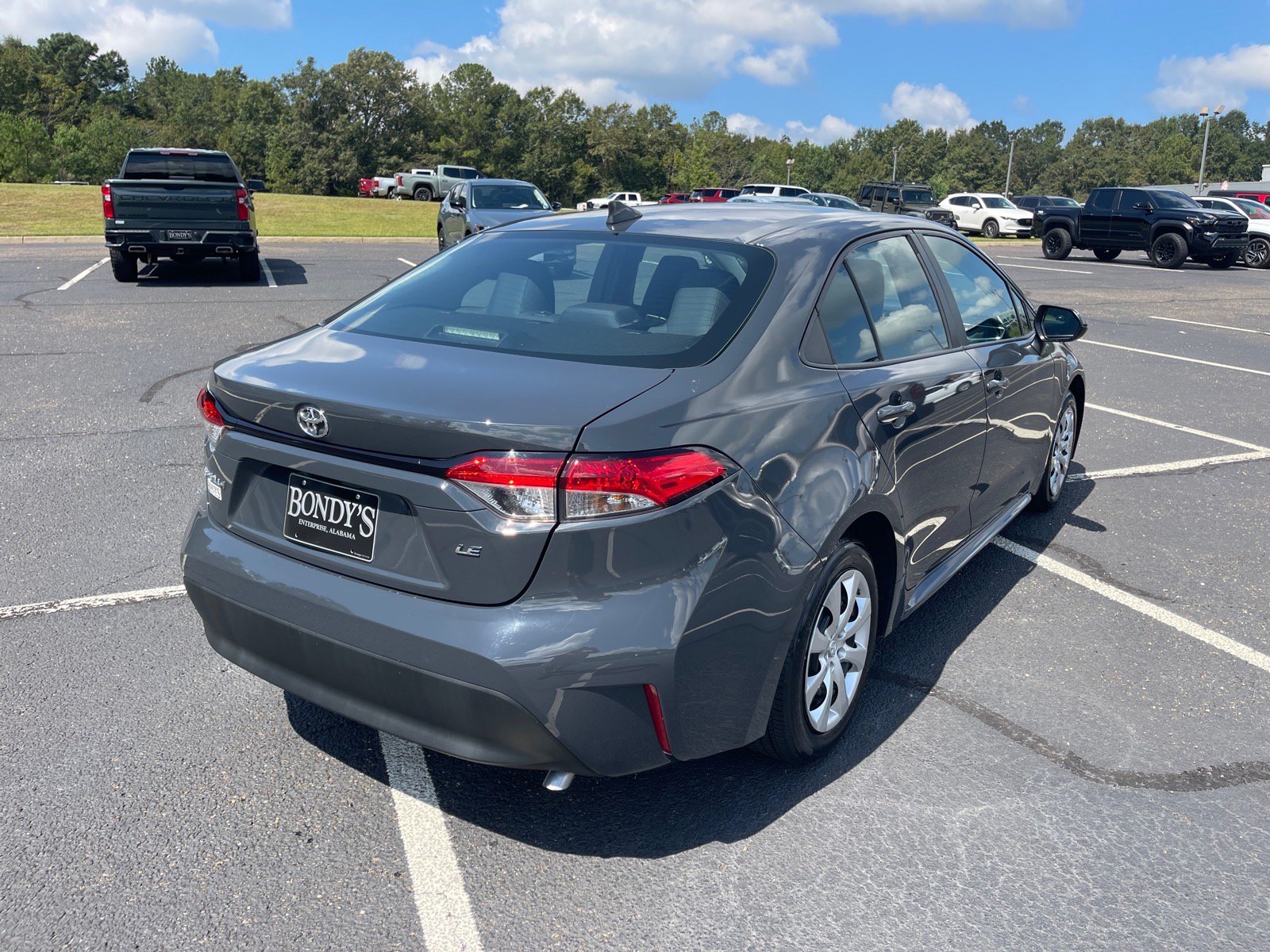 Used 2024 Toyota Corolla LE FWD image 17