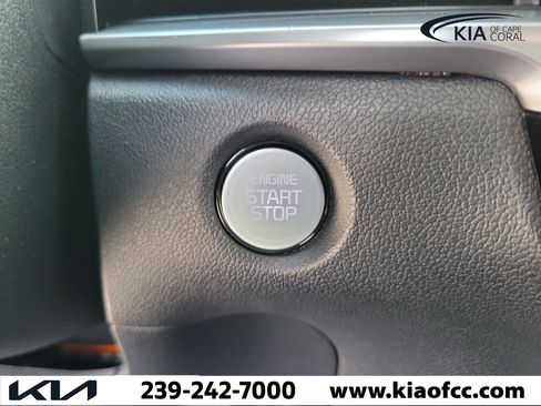 New 2026 Kia Sorento LX FWD image 32