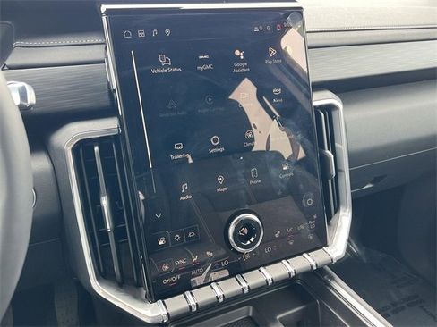 New 2025 GMC Acadia Elevation image 16