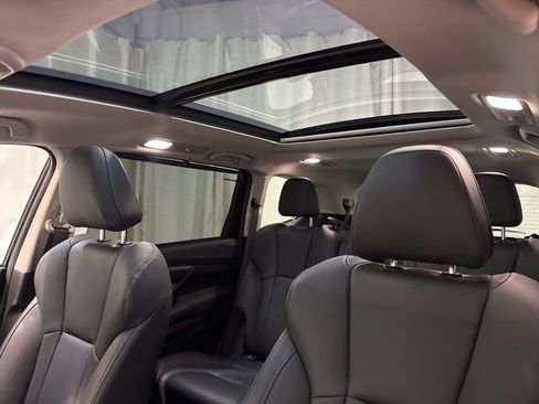 Certified 2025 Subaru Ascent Limited image 29