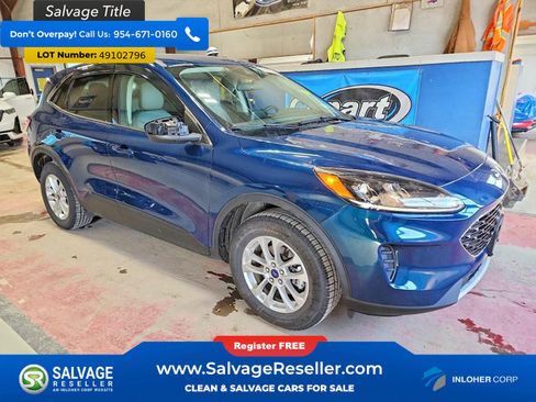 Used 2020 Ford Escape SE image 5