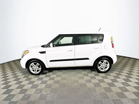 Used 2010 Kia Soul + FWD image 6