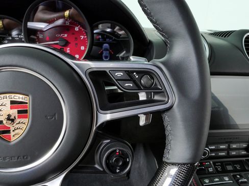 Certified 2025 Porsche 718 Cayman GTS RWD image 11