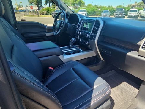 Used 2020 Ford F150 Lariat w/ Equipment Group 502A Luxury AWD/4WD image 13
