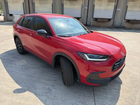 Used 2023 Honda HR-V Sport image 12