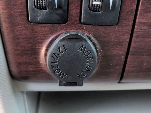 Used 2014 Toyota Sienna XLE FWD image 31