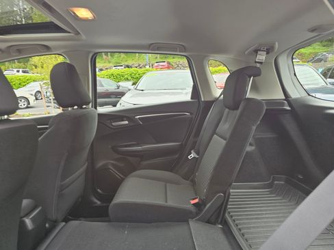Used 2018 Honda Fit EX image 18