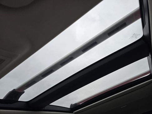 Certified 2025 MAZDA CX-90 Plug-In Hybrid w/Premium Sport image 15