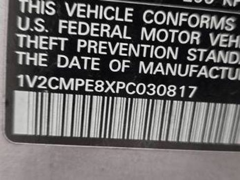 Used 2023 Volkswagen ID.4 Pro RWD image 11