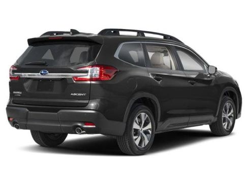 Used 2025 Subaru Ascent Premium AWD/4WD image 2