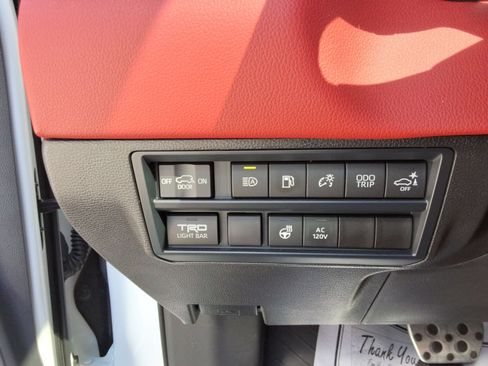 Used 2025 Toyota Sequoia TRD Pro AWD/4WD image 21