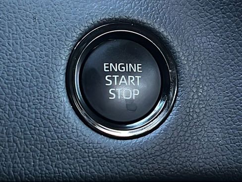 Used 2025 Toyota Tundra Limited RWD image 28