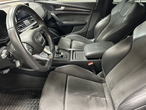 Used 2020 Audi SQ5 Premium Plus w/ Premium Plus Package AWD/4WD image 6