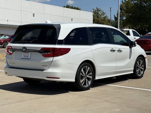 Used 2022 Honda Odyssey Touring image 4