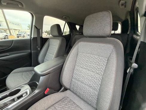 Used 2024 Chevrolet Equinox LT AWD/4WD image 13