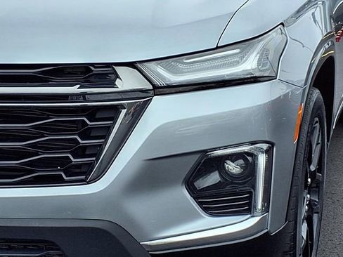 Used 2023 Chevrolet Traverse Premier w/ Redline Edition image 32