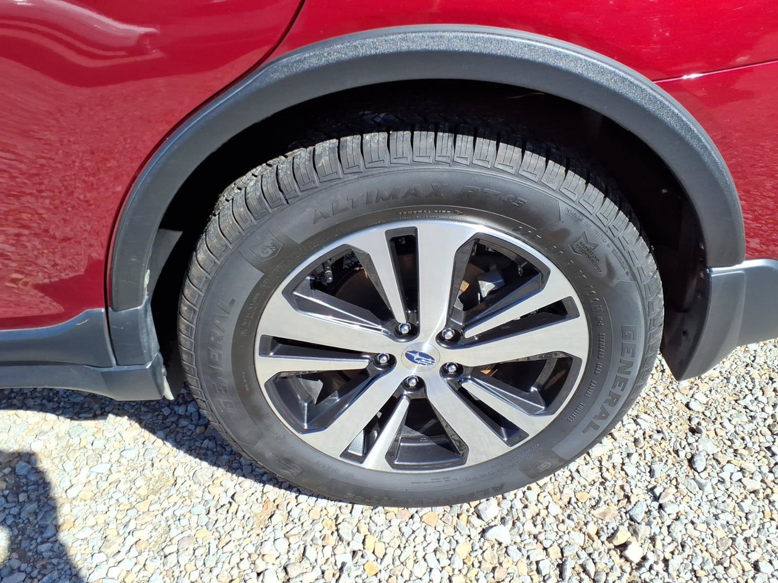 Used 2018 Subaru Outback 2.5i Limited AWD/4WD image 10