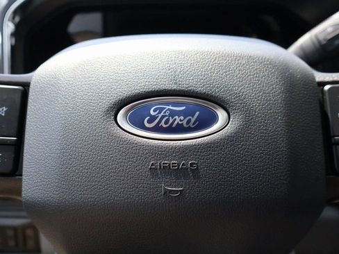 New 2026 Ford F250 XLT w/ XLT Premium Package AWD/4WD image 26