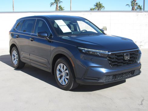 Used 2024 Honda CR-V LX image 2