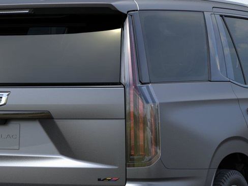 New 2026 Cadillac Escalade V image 12