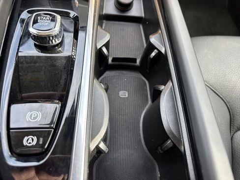 Used 2024 Volvo XC90 B5 Plus image 40