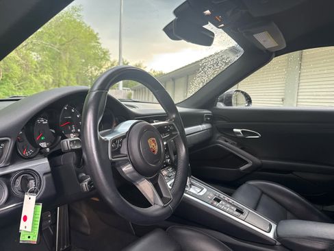 Used 2017 Porsche 911 Carrera 4S AWD/4WD image 11