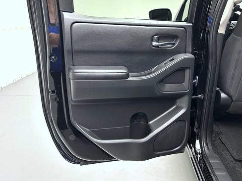Certified 2025 Nissan Frontier SV AWD/4WD image 20