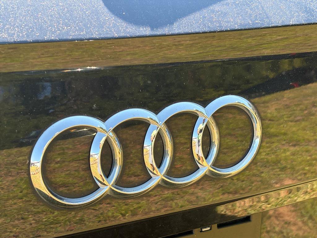 Used 2020 Audi Q5 2.0T Premium w/ Convenience Package AWD/4WD image 11