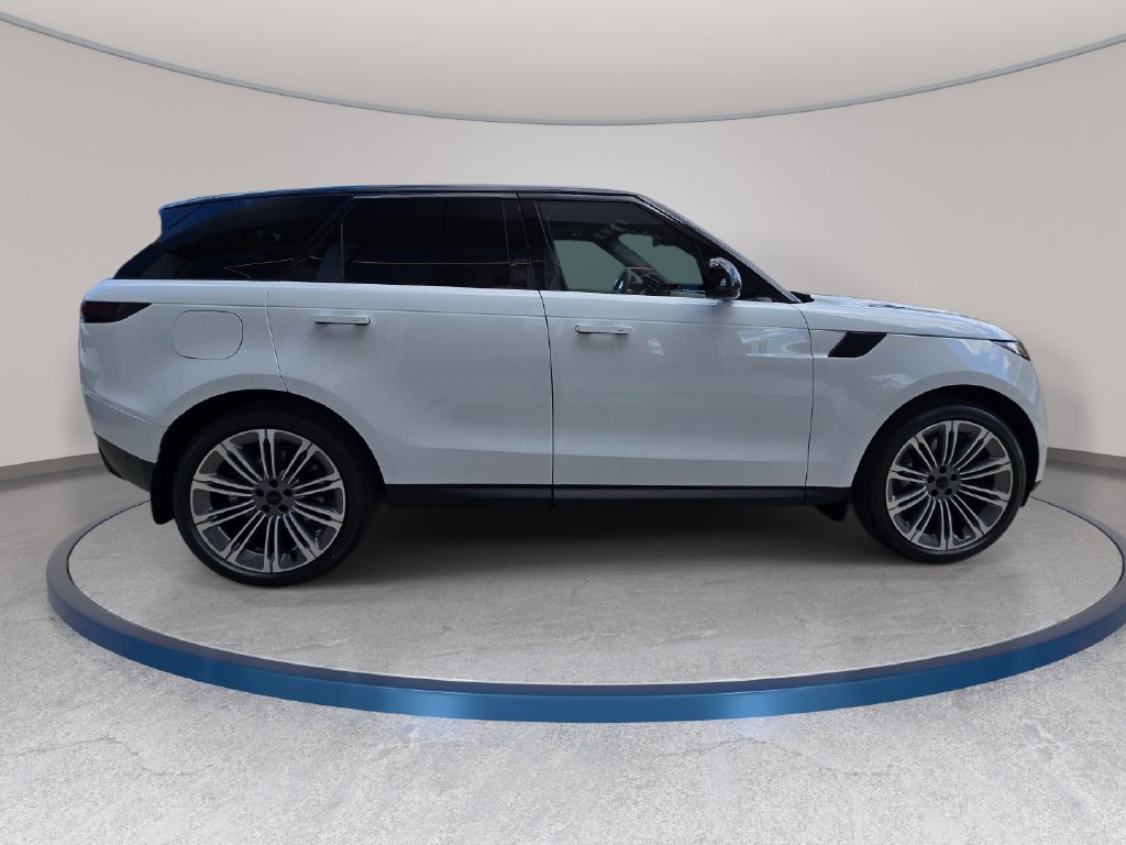 New 2026 Land Rover Range Rover Sport SE AWD/4WD image 4