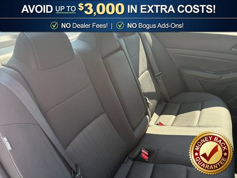 Used 2025 Nissan Altima 2.5 SV FWD image 23