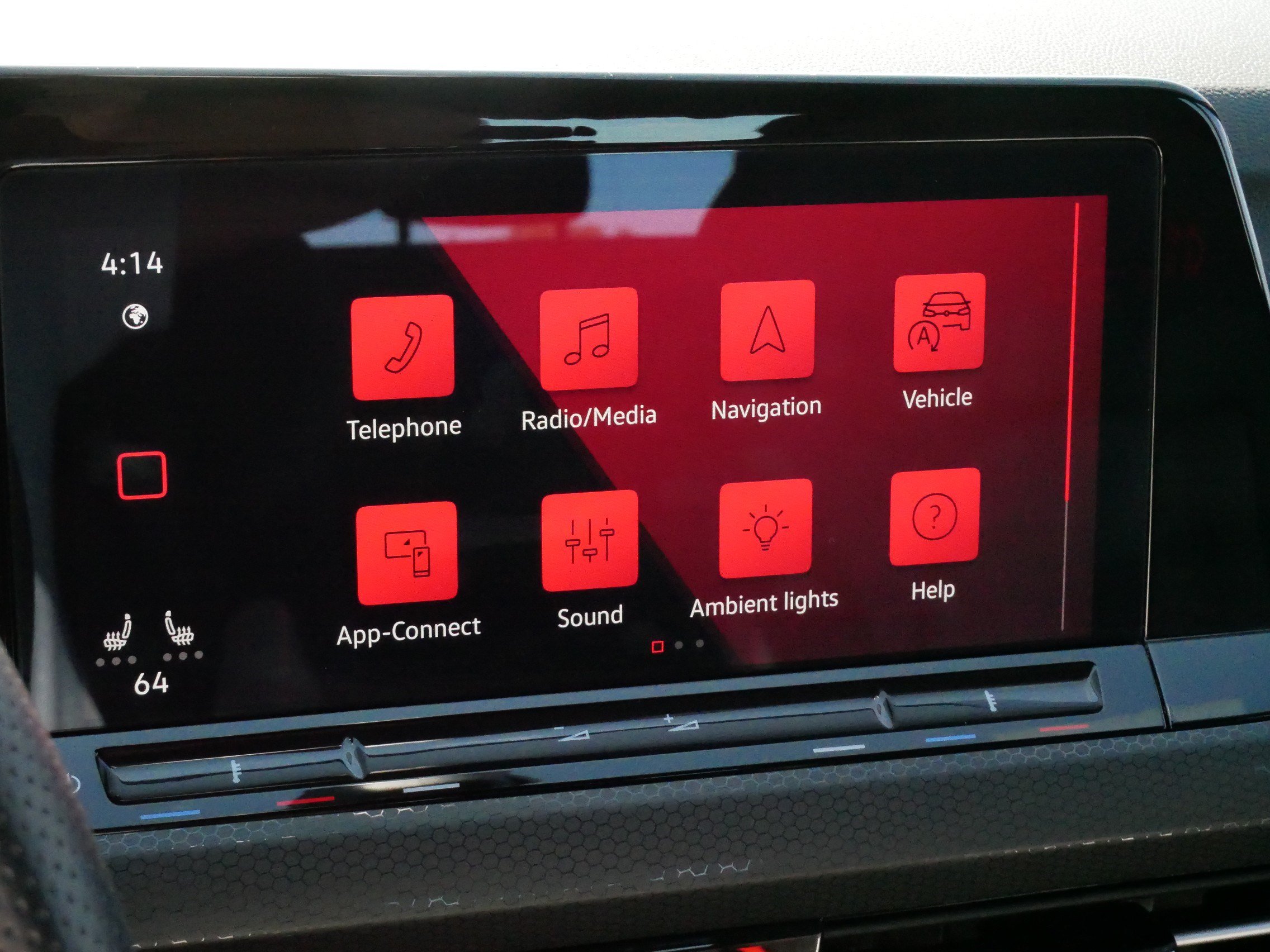 Certified 2024 Volkswagen GTI SE FWD image 22