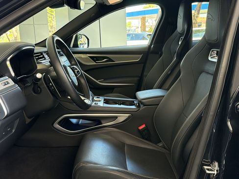 Used 2026 Jaguar F-PACE R-Dynamic S AWD/4WD image 27