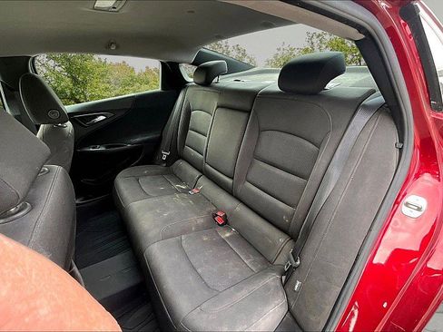 Used 2018 Chevrolet Malibu LT w/ Driver Confidence Package FWD image 21