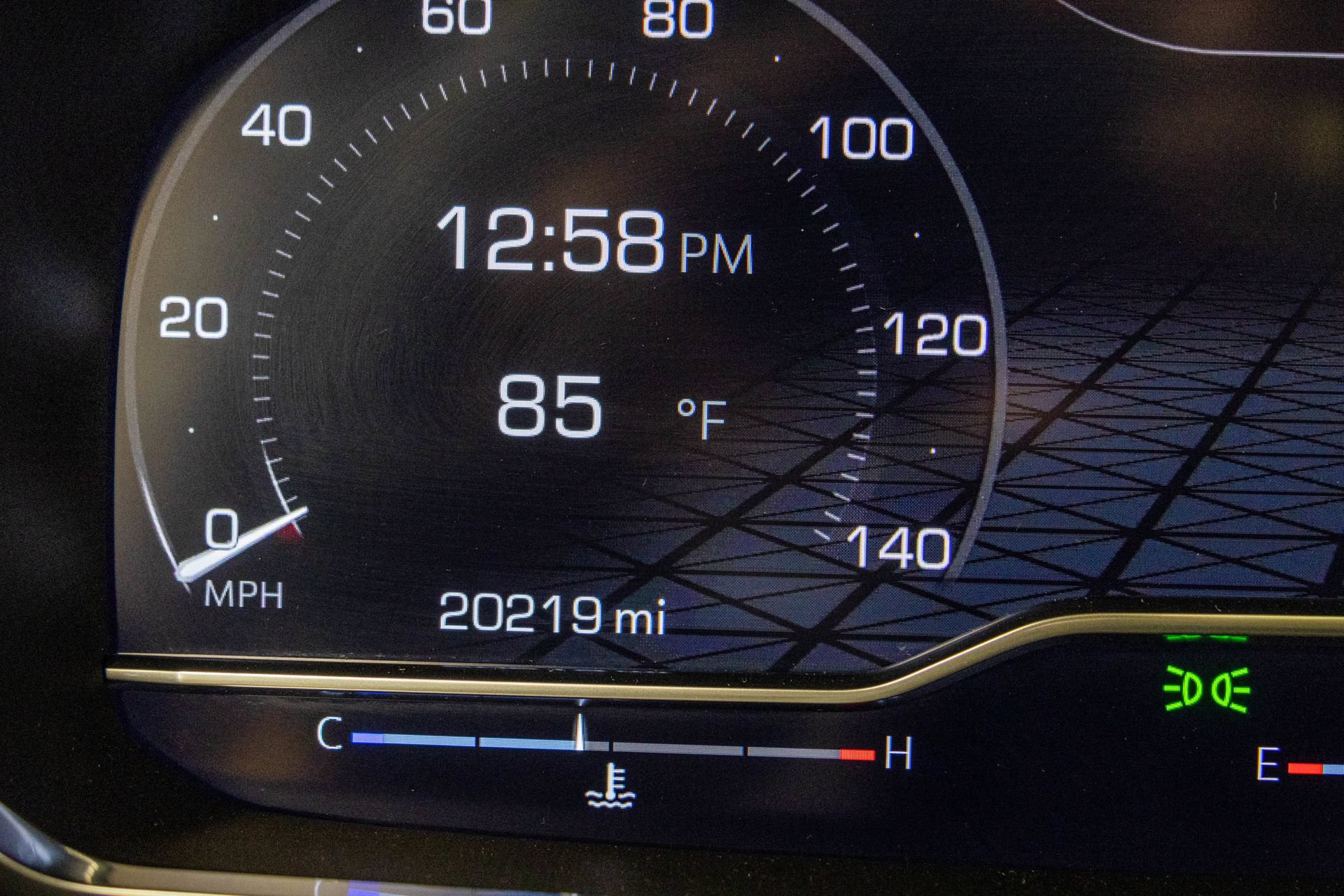 Used 2024 GMC Yukon XL SLT w/ SLT Luxury Package AWD/4WD image 39