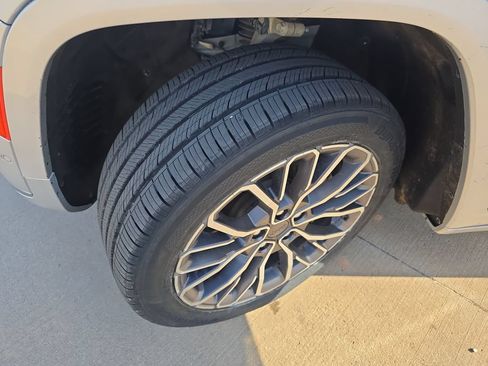 Used 2021 Jeep Grand Cherokee L Summit AWD/4WD image 33