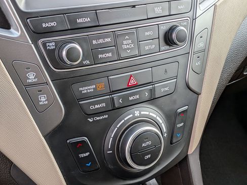 Used 2017 Hyundai Santa Fe Sport w/ 2.4L Tech Package 04 FWD image 21