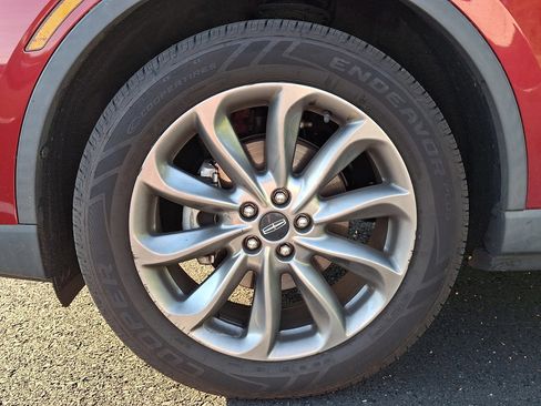 Used 2020 Lincoln Corsair FWD w/ Premium Package image 4