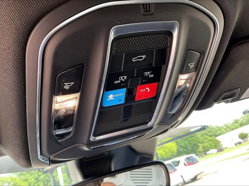 Used 2024 Jeep Grand Cherokee Altitude AWD/4WD image 32