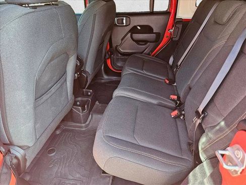 Used 2024 Jeep Wrangler Sport S image 17